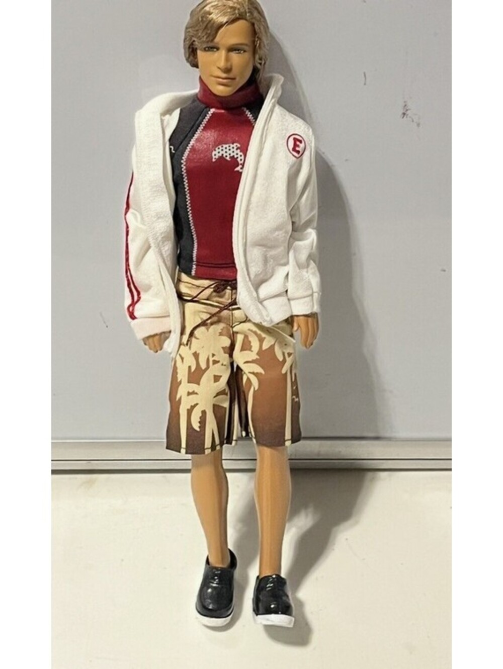 Blaine Cali Guy Surfer Friend of Ken & Barbie Mattel G8667 2004 Scented